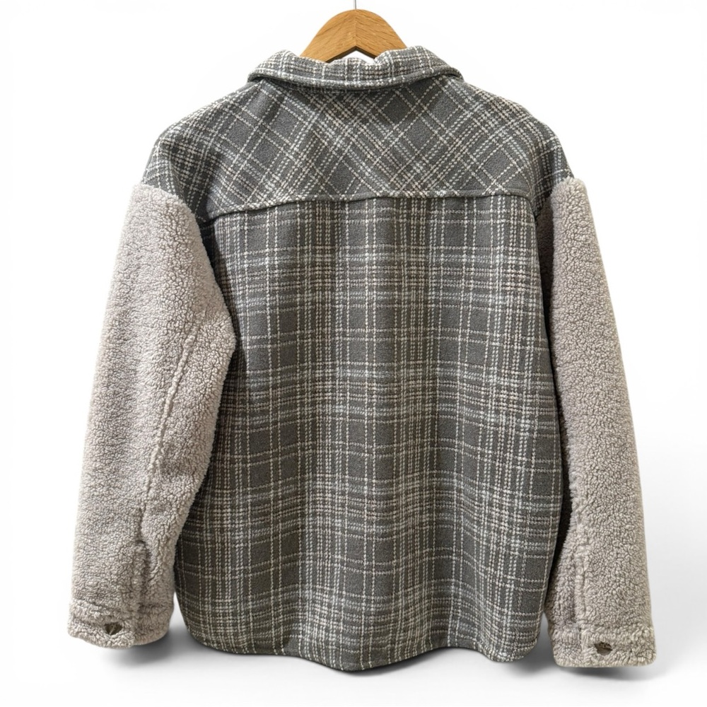 Papercrane Plaid Sherpa Sleeve Shacket Gray Wool Blend Button Front Small - Picture 5 of 8